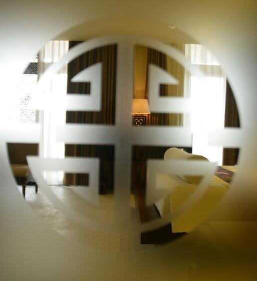 سوییت, Villa Hue