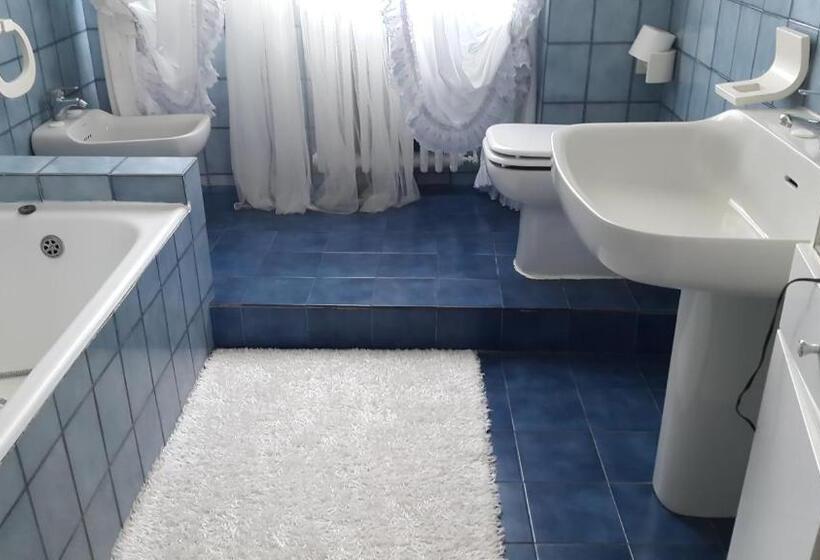 غرفة قياسية رباعية, Albisola Bed And Breakfast