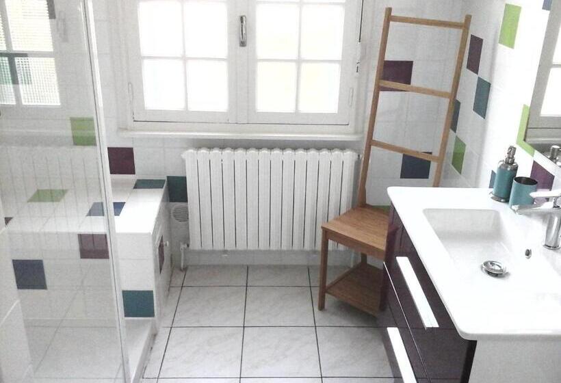 חדר סטנדרט טריפל חדר רחצה חיצוני, La Clé D Or