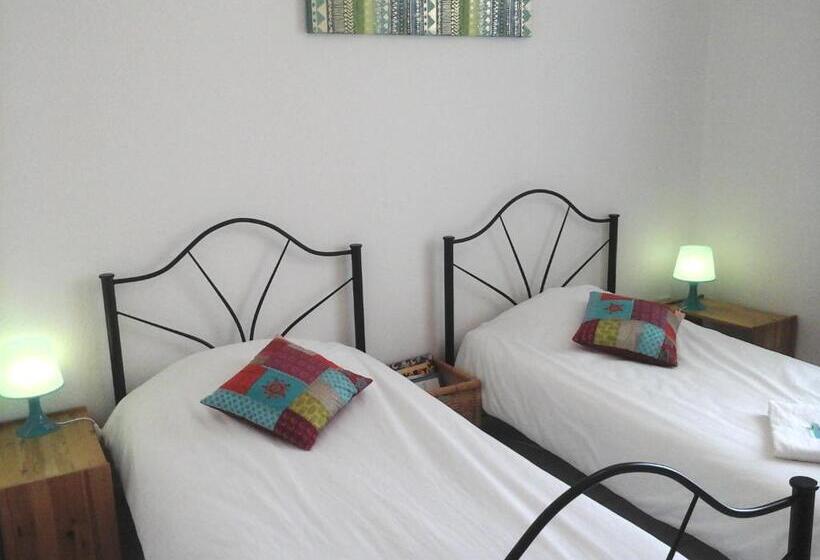 חדר משפחתי, La Clé D Or