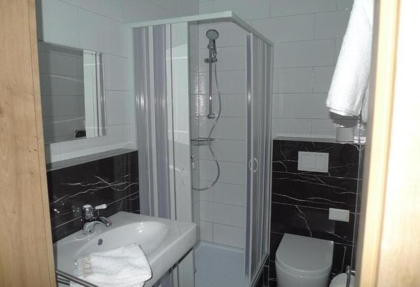 اتاق استاندارد, Pension Marillenhof