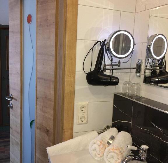 スタンダードルーム, Pension Marillenhof