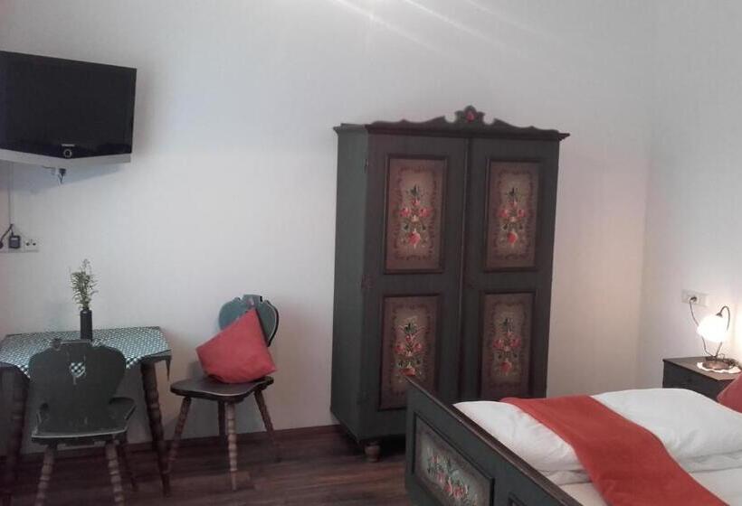 スタンダードルーム, Pension Marillenhof