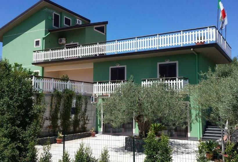 اتاق استاندارد با تخت بزرگ, Azienda Agricola Cuntarati