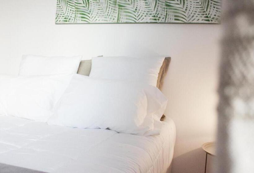 Семейный Номер, Easy4stay