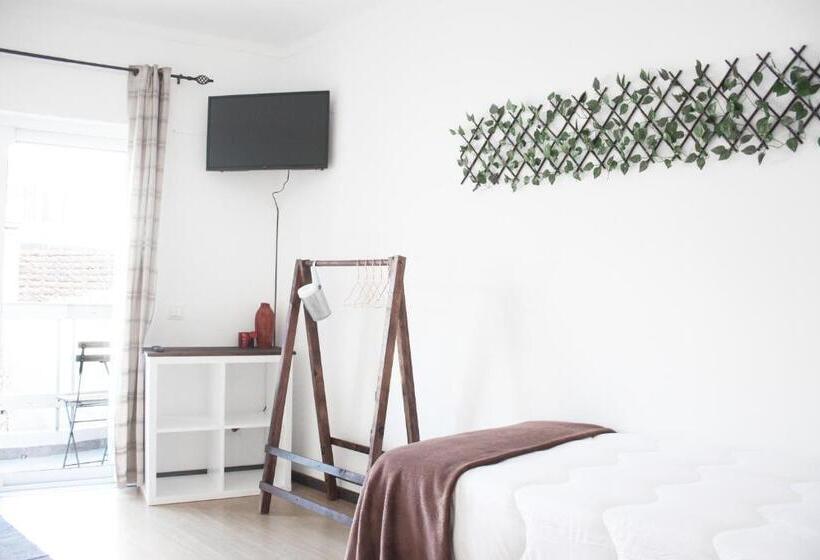 Семейный Номер, Easy4stay