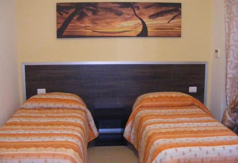 Quarto Estandar, B&b Freezone