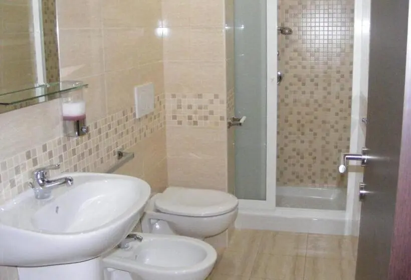 Quarto Estandar, B&b Freezone