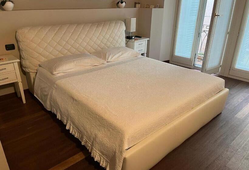 اتاق استاندارد, Dimora 4 Spade