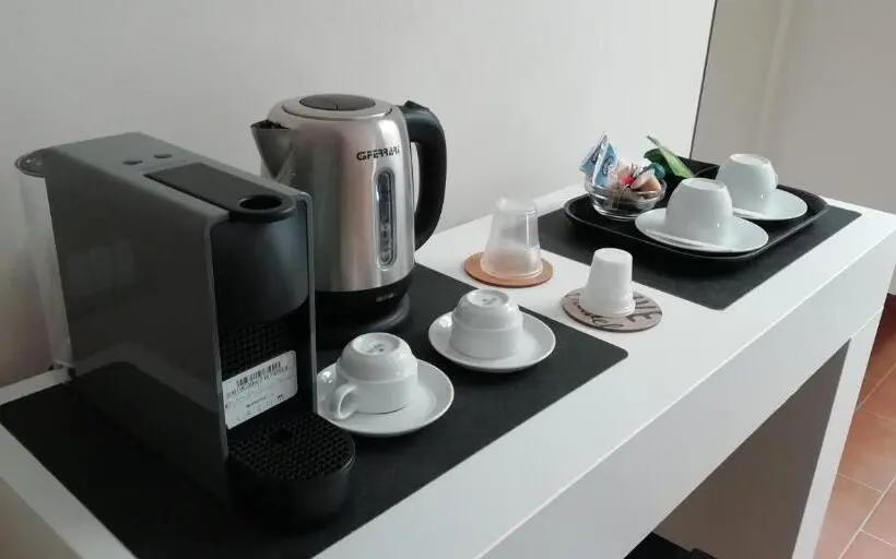 スタンダードルーム, Helios Assisi