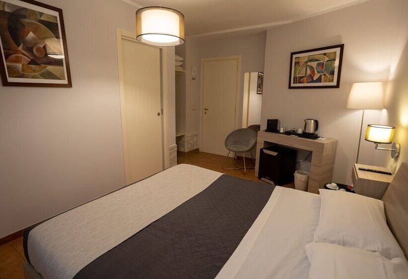 اتاق سوپریور, Helios Assisi