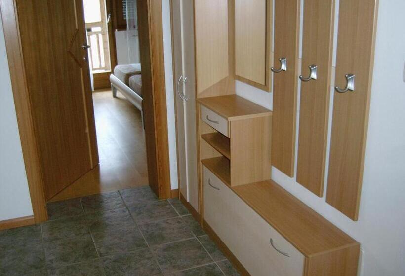 1베드룸 아파트 1층, Roanerhof