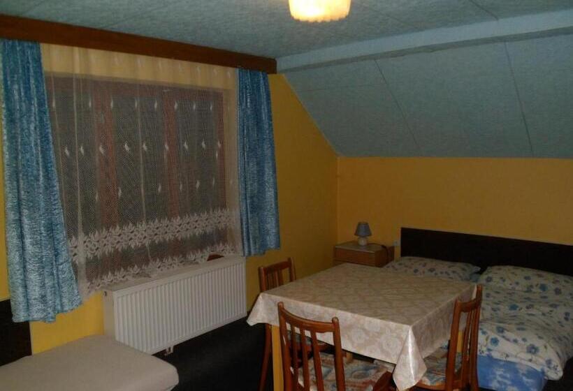 Номер Стандарт Трехместный, Privat Pohoda