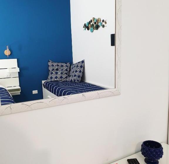 חדר דלוקס לשלושה, B&b Castelluccio