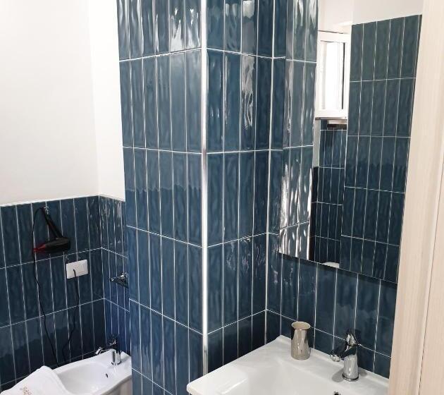 חדר דלוקס לשלושה, B&b Castelluccio