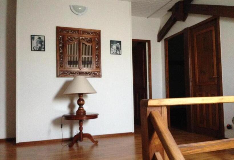 家庭间, B&b Le Chant Des Tourterelles   Mr Guieau