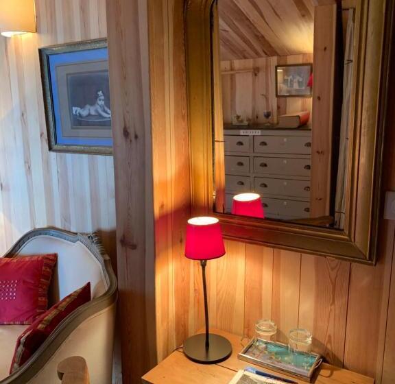 스탠다드 룸 킹사이즈 침대, Le Potala