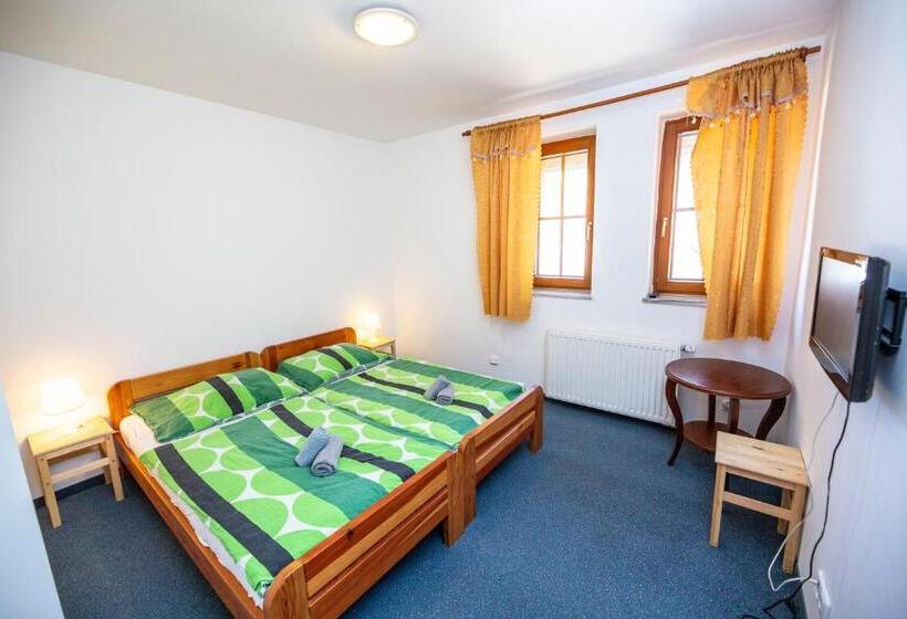 Номер Стандарт, Penzion Hamerská Jizba