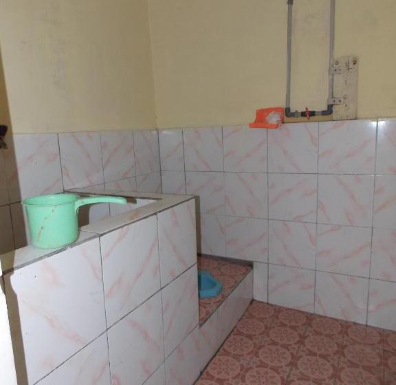 غرفة قياسية, Putra Sindang Asih