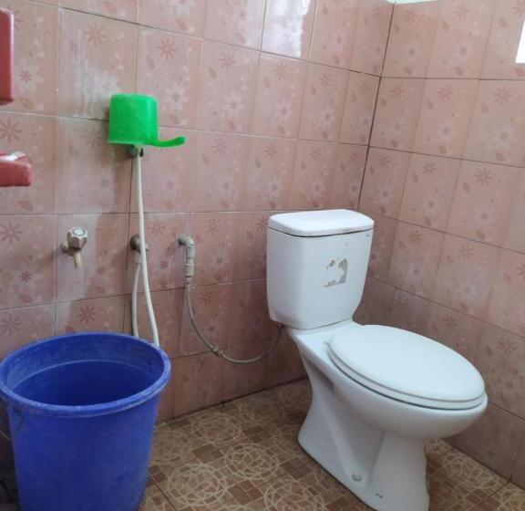 غرفة ديلوكس, Putra Sindang Asih