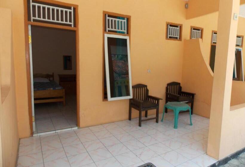 غرفة قياسية, Putra Sindang Asih