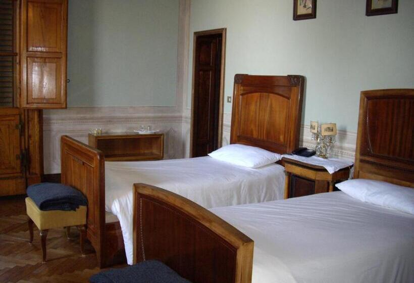 اتاق استاندارد سه تخته با بالکن, Villa Benni B&b