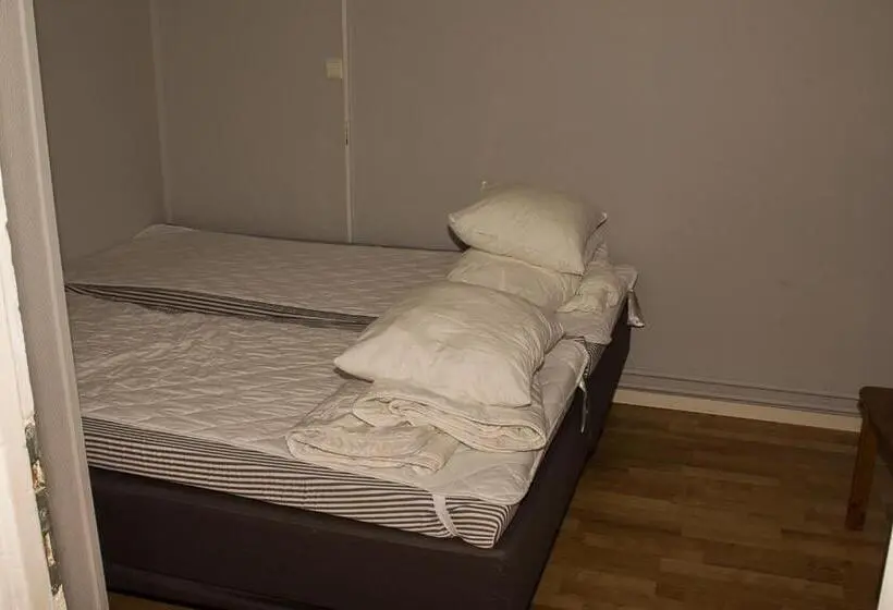 バス共有のスタンダードルーム, Guest House Tullgatan 24