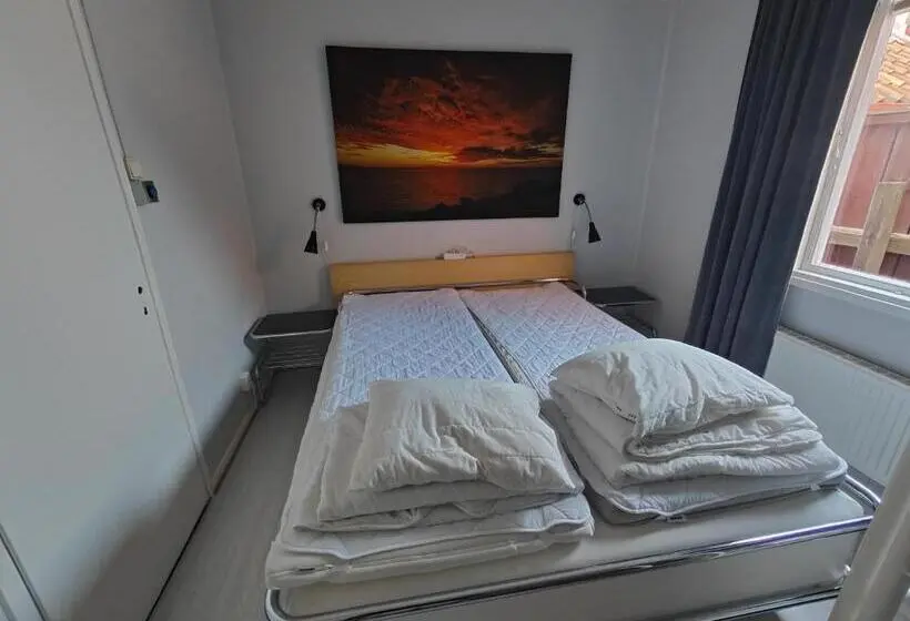 浴室共有スタンダード４人用ルーム, Guest House Tullgatan 24