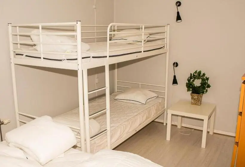 浴室共有スタンダード４人用ルーム, Guest House Tullgatan 24