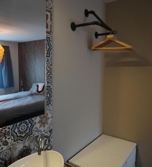 标准间, Bed And Breakfast Kik En Bun