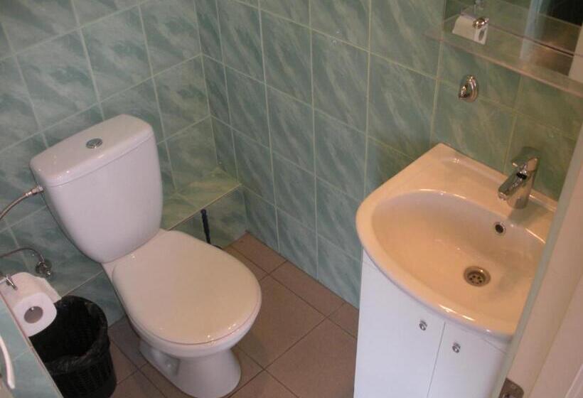 اتاق استاندارد, Arsenal