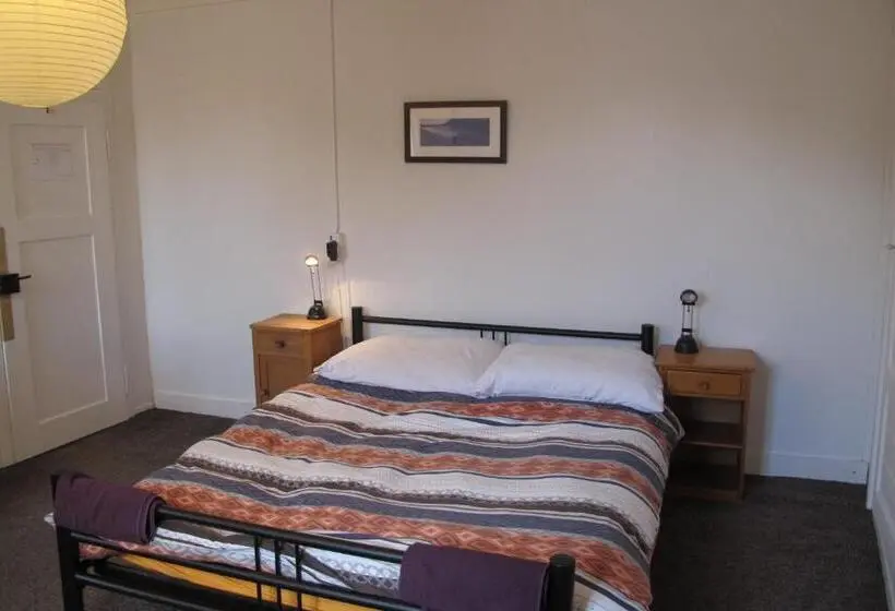 Standard Kolmen Hengen Huone, The Lodge