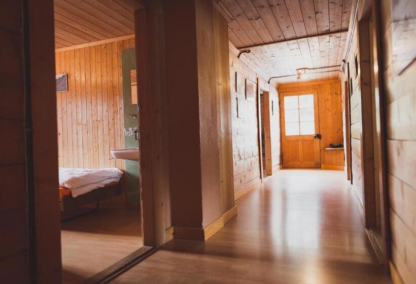 一居室别墅, The Lodge