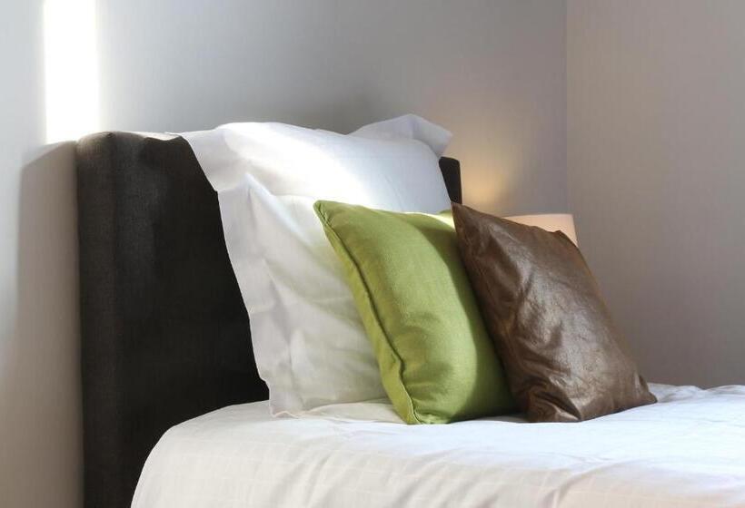 اتاق استاندارد یک نفره, B&b 2sprong