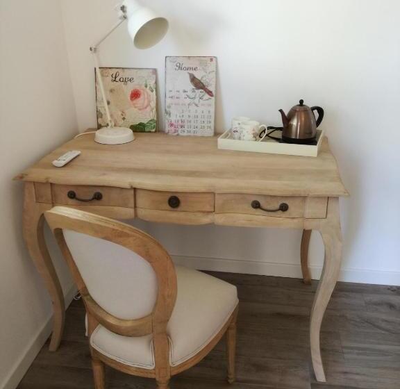 디럭스 룸, B&b Nadine