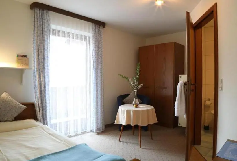 Standard Yhden Hengen Huone Parveke, Bio & Vegi Pension Krennleiten