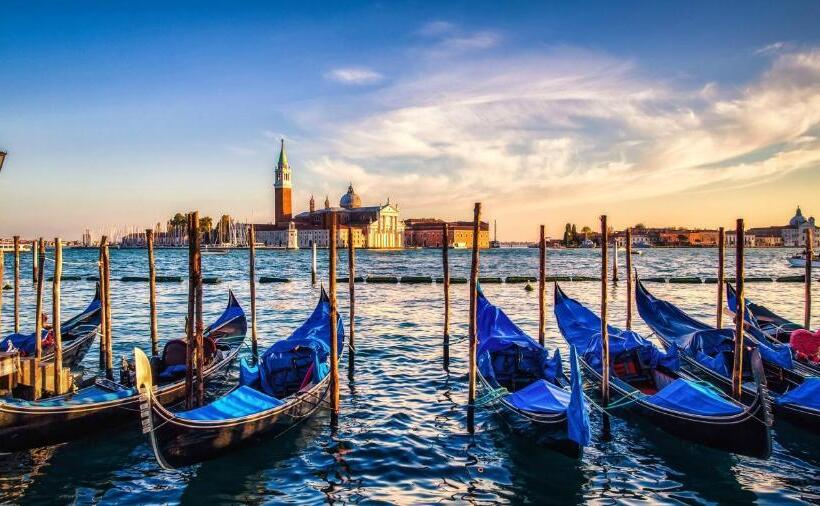 דירת חדר, Ca  Degli Armati