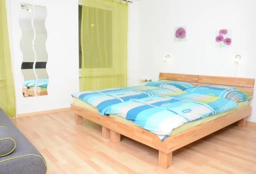 バルコニー付2ベッドルームアパートメント, Guesthouse Casa Esperanza Basel
