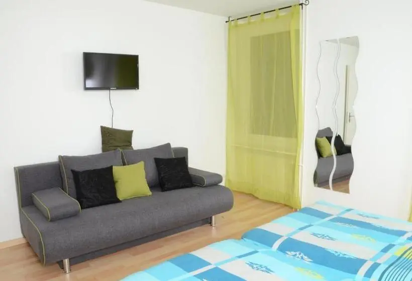 バルコニー付2ベッドルームアパートメント, Guesthouse Casa Esperanza Basel