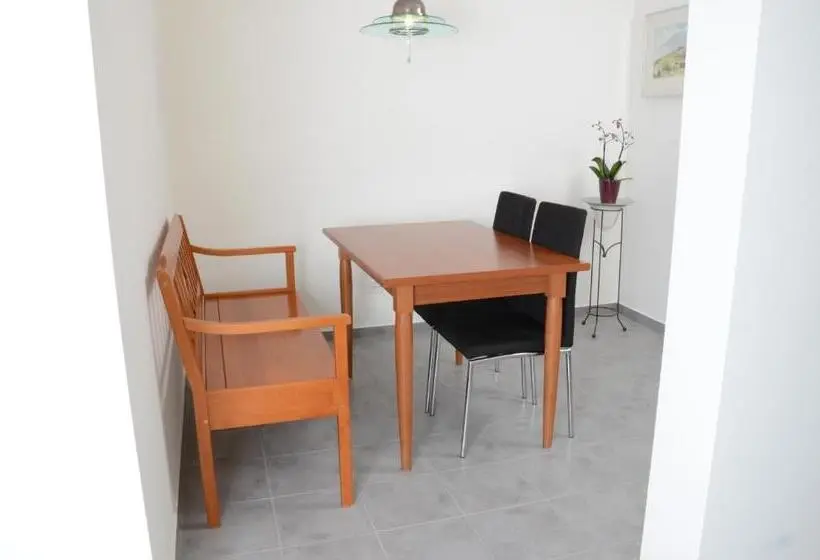 バルコニー付2ベッドルームアパートメント, Guesthouse Casa Esperanza Basel