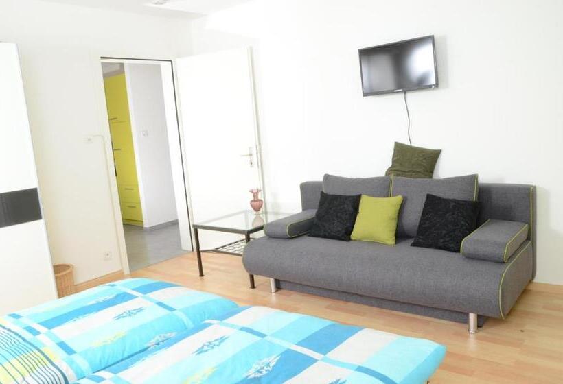 آپارتمان 2 خوابه با بالکن, Guesthouse Casa Esperanza Basel