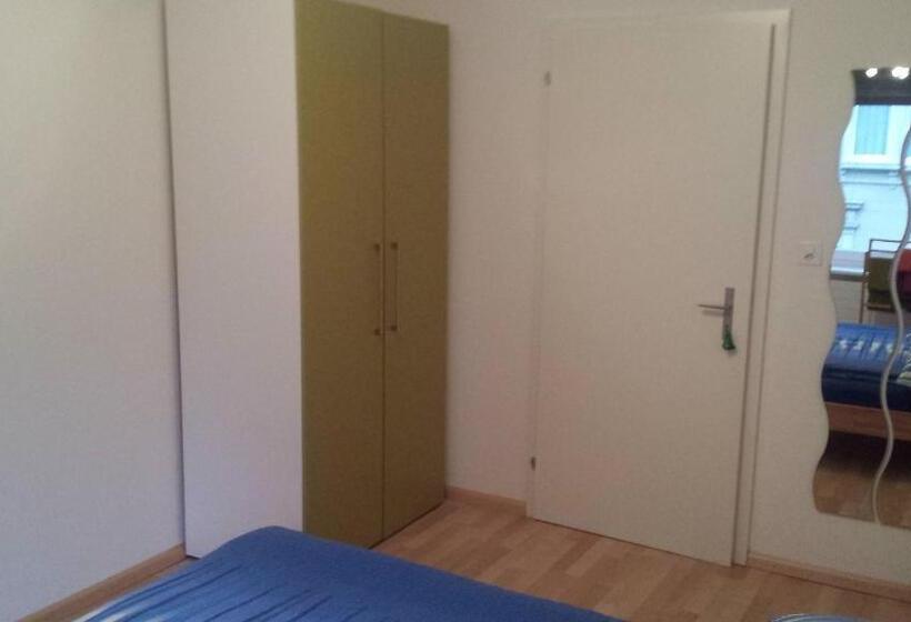 발코니가 있는 2 베드룸 아파트, Guesthouse Casa Esperanza Basel