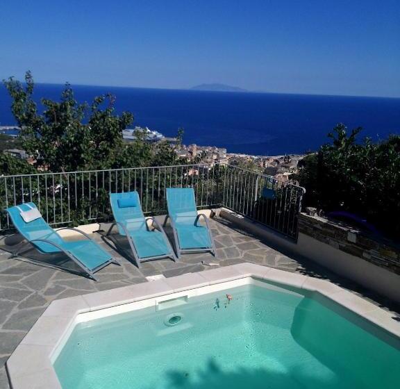 استودیوی استاندارد با چشمانداز دریا, Villa Patrizia