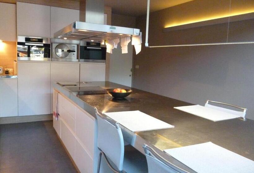 デラックスルーム, Su Ro Bed And Breakfast