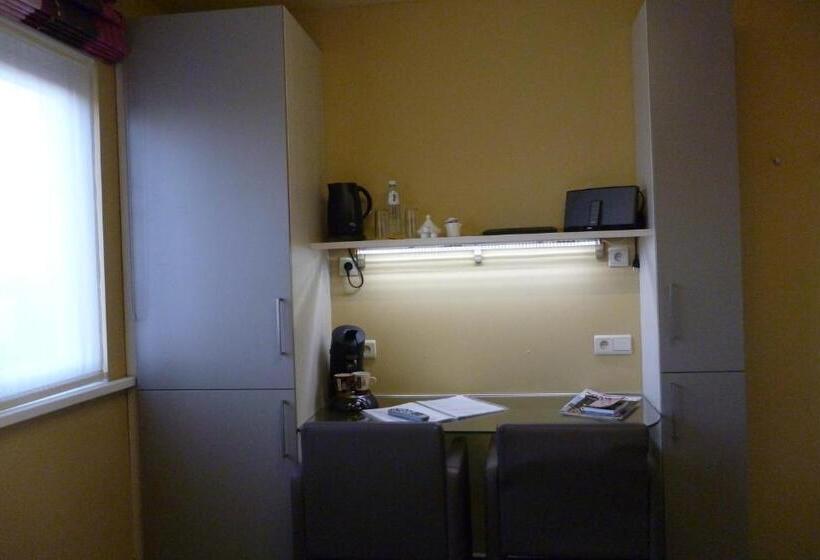 スタンダードルーム, Su Ro Bed And Breakfast