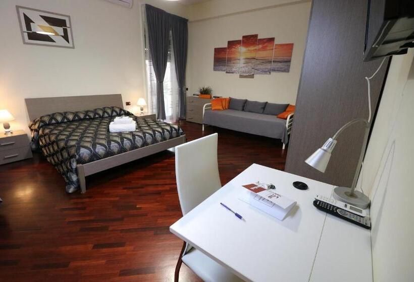 اتاق استاندارد سه نفره, Il Fuso