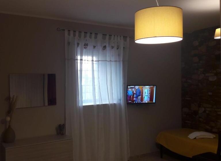 スタンダード4人部屋, Palazzo Conforti Tree House Resort