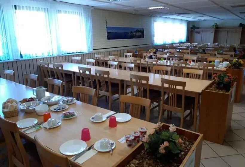バスルーム共有のシングルスタンダード, Jugendtours Feriendorf Ummanz