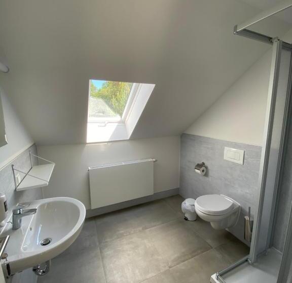 Standard room with outdoor bath, Jugendtours Feriendorf Ummanz