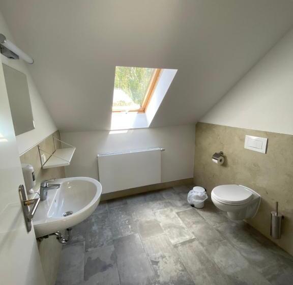 Standard room with outdoor bath, Jugendtours Feriendorf Ummanz